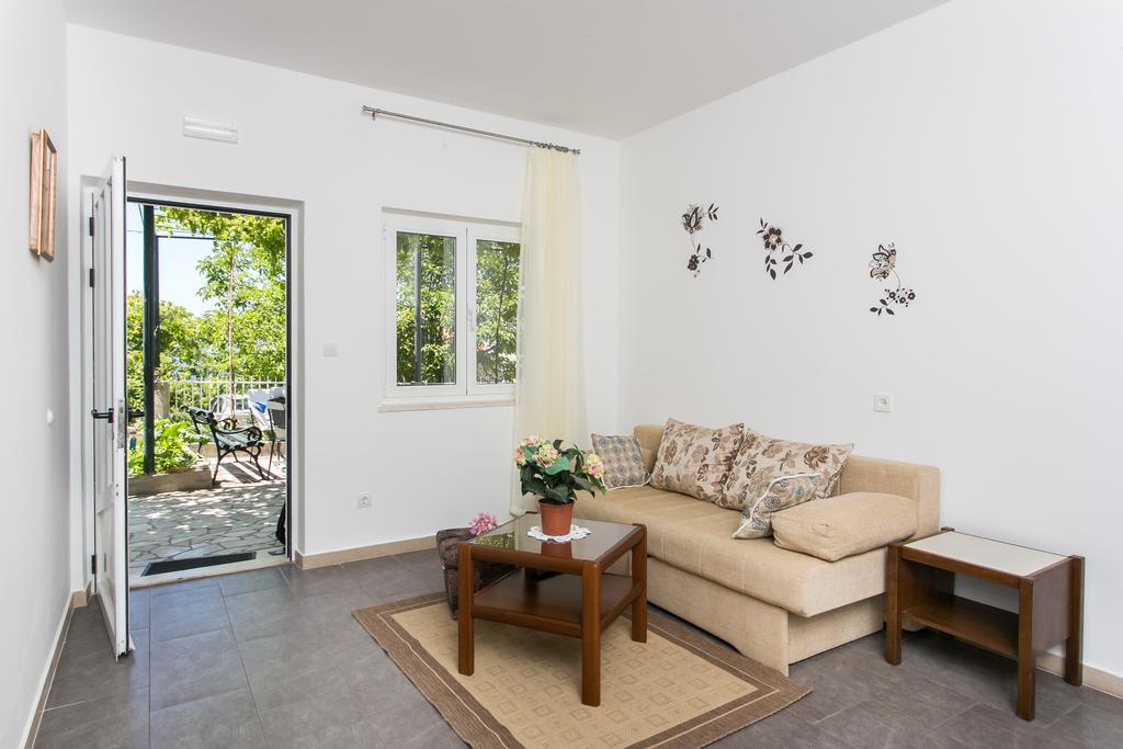 Apartments Olive Mlini Bagian luar foto