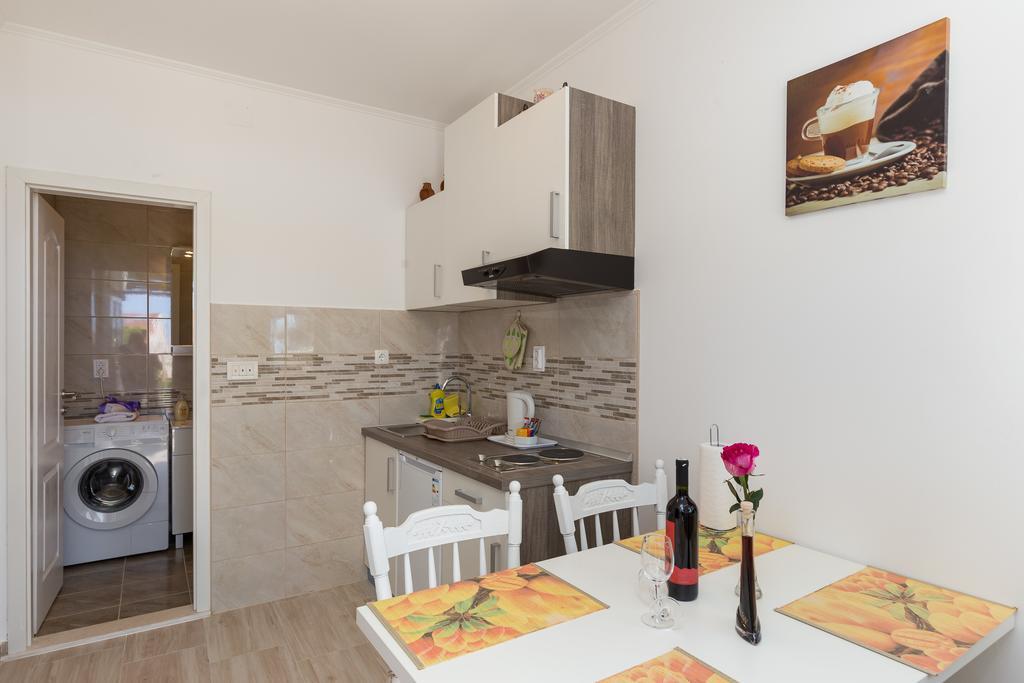 Apartments Olive Mlini Bagian luar foto